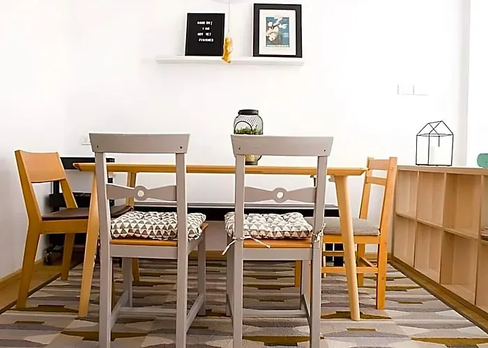 Happy Nest-spacious 2 Bedroom House In Bkk Отель Бангкок