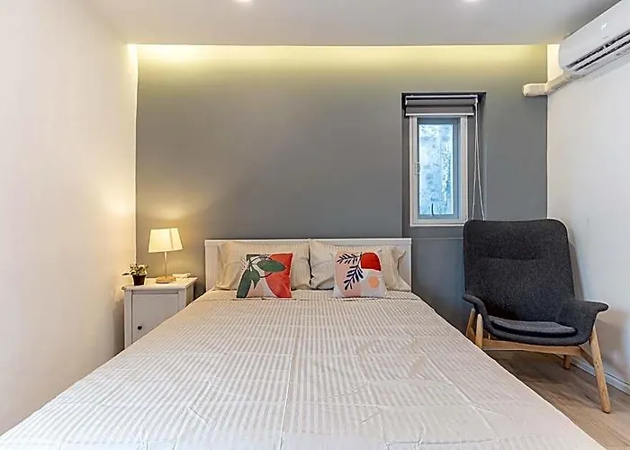 Happy Nest-spacious 2 Bedroom House In Bkk Отель